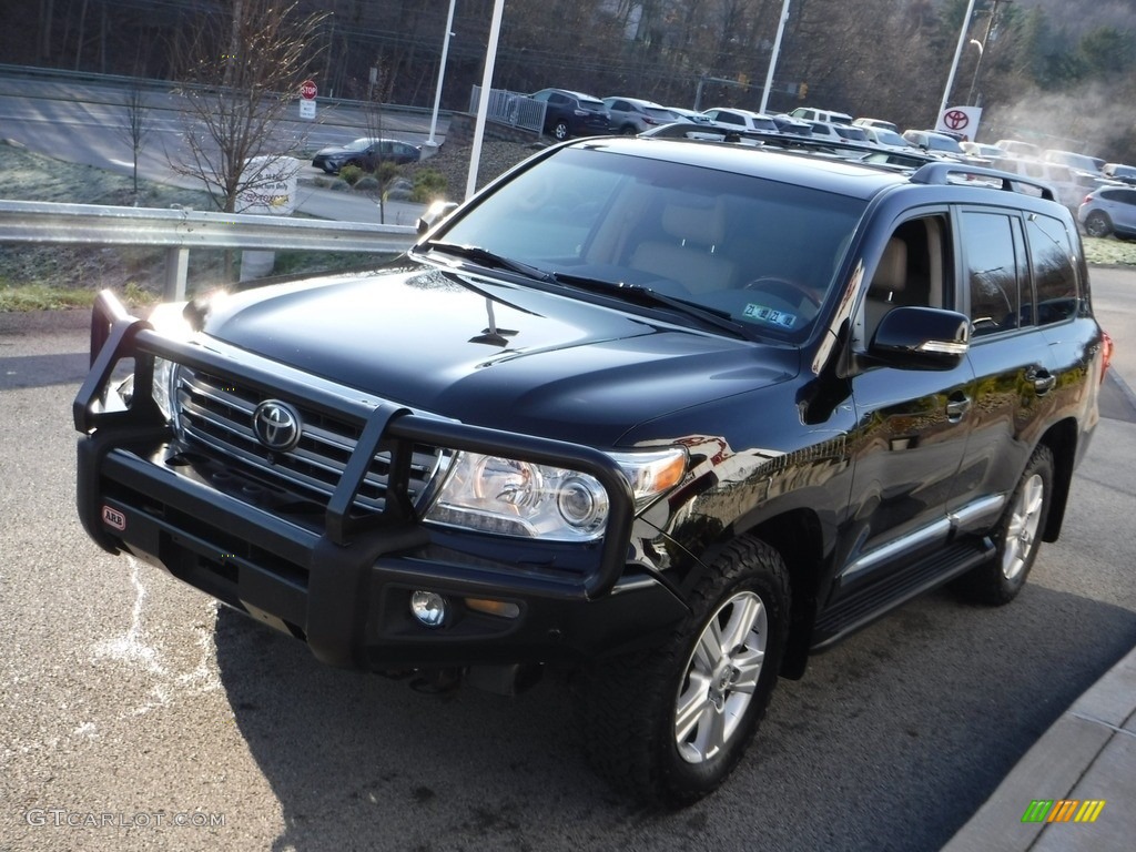 2013 Land Cruiser  - Black / Sandstone photo #7