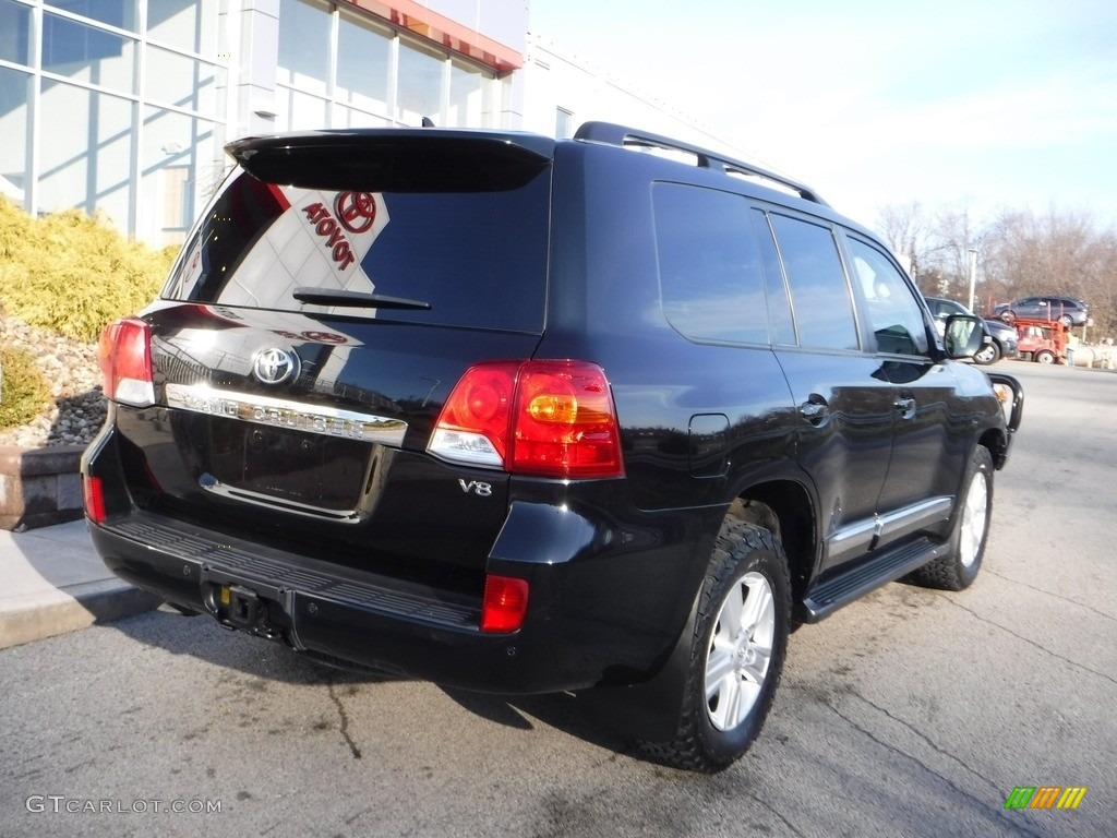 2013 Land Cruiser  - Black / Sandstone photo #10