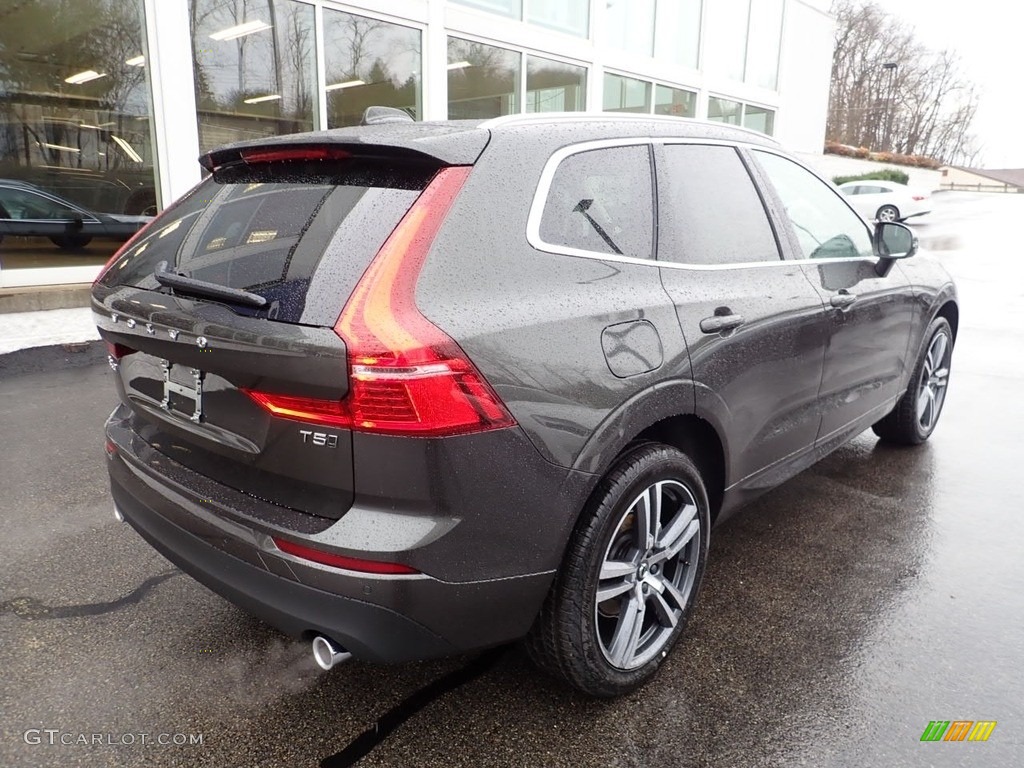 2021 XC60 T5 AWD Momentum - Pine Grey Metallic / Blonde/Charcoal photo #2