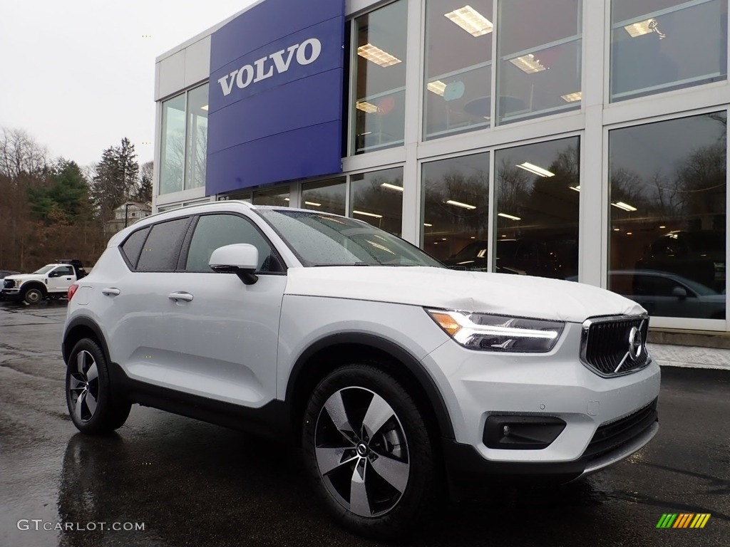 2021 XC40 T5 Momentum AWD - Glacier Silver Metallic / Charcoal photo #1
