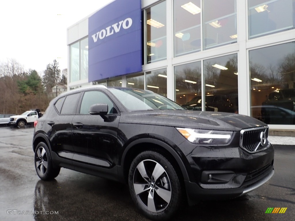 2021 XC40 T5 Momentum AWD - Onyx Black Metallic / Charcoal photo #1