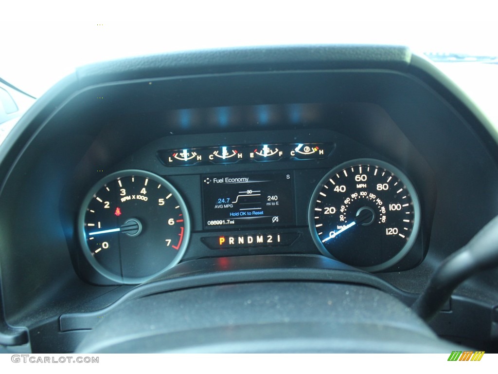 2017 F150 XLT SuperCrew - Ingot Silver / Earth Gray photo #20