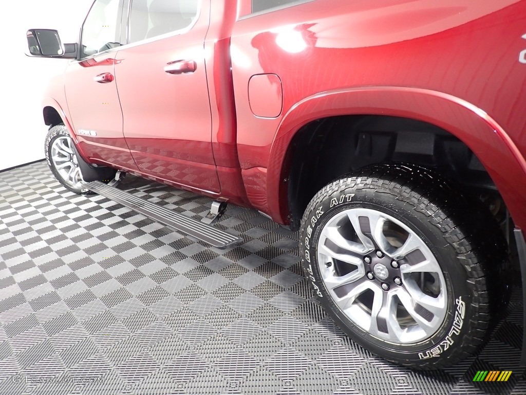 2019 1500 Long Horn Crew Cab 4x4 - Delmonico Red Pearl / Mountain Brown/Light Frost Beige photo #13