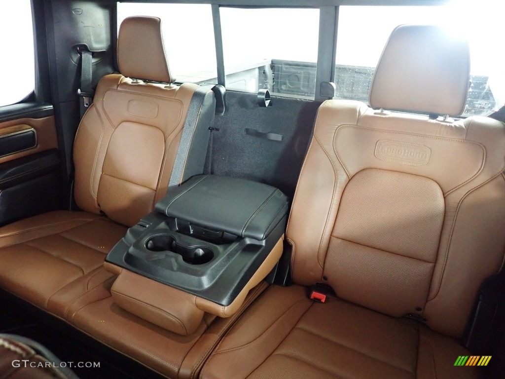 2019 1500 Long Horn Crew Cab 4x4 - Delmonico Red Pearl / Mountain Brown/Light Frost Beige photo #26