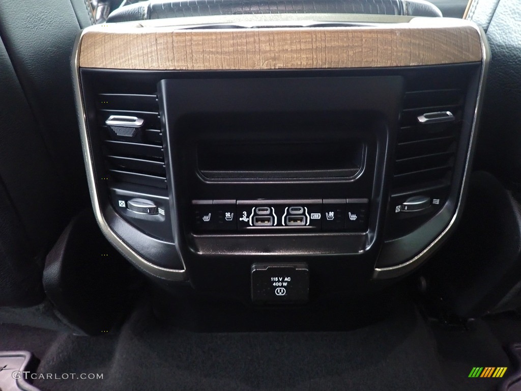 2019 1500 Long Horn Crew Cab 4x4 - Delmonico Red Pearl / Mountain Brown/Light Frost Beige photo #30