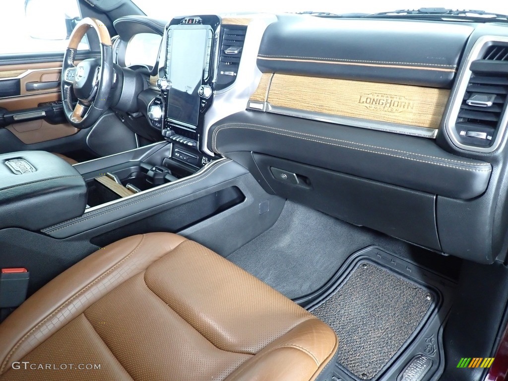 2019 1500 Long Horn Crew Cab 4x4 - Delmonico Red Pearl / Mountain Brown/Light Frost Beige photo #36