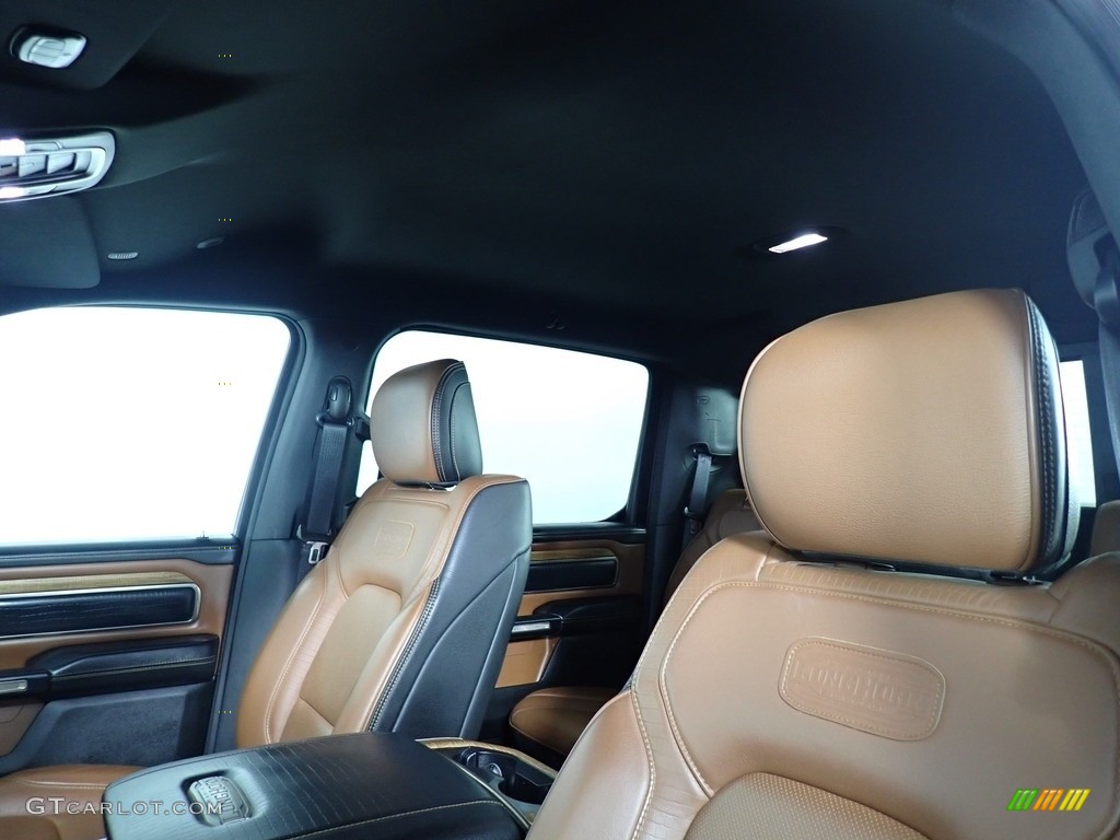 2019 1500 Long Horn Crew Cab 4x4 - Delmonico Red Pearl / Mountain Brown/Light Frost Beige photo #45