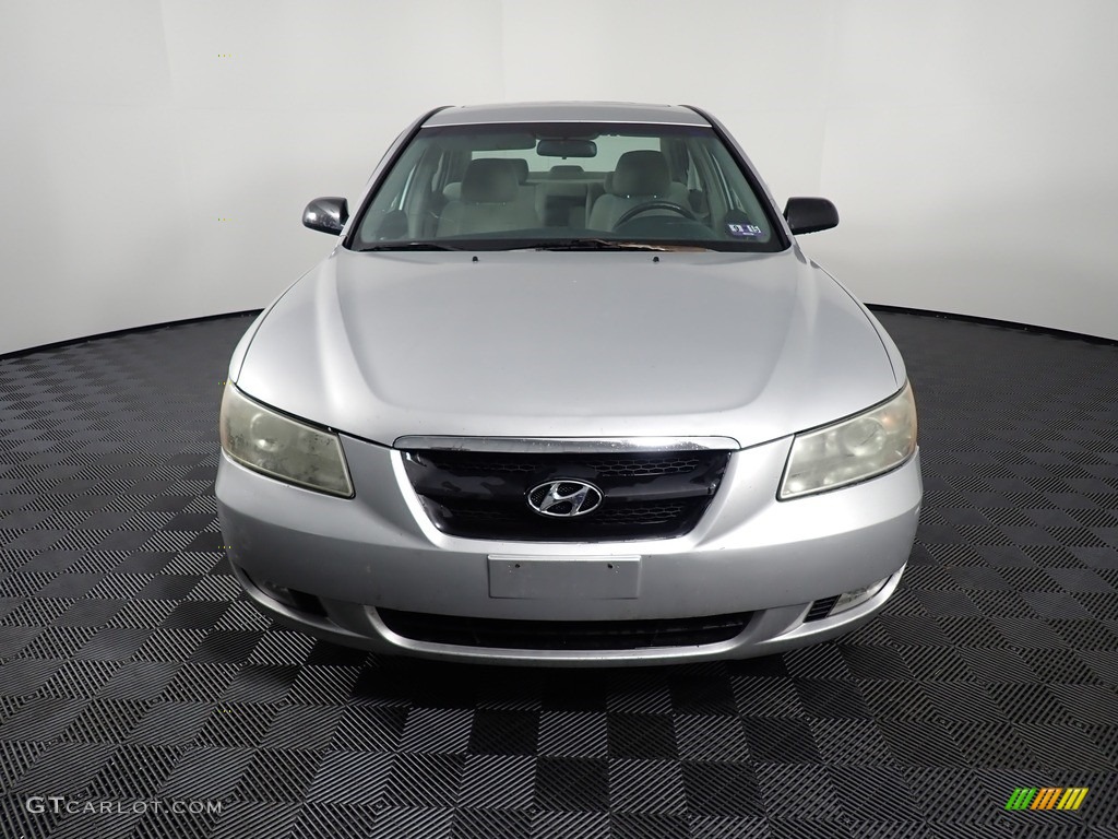 2006 Sonata LX V6 - Bright Silver / Gray photo #5