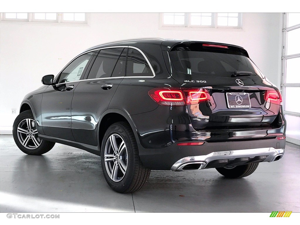 2021 GLC 300 - Black / Black photo #2