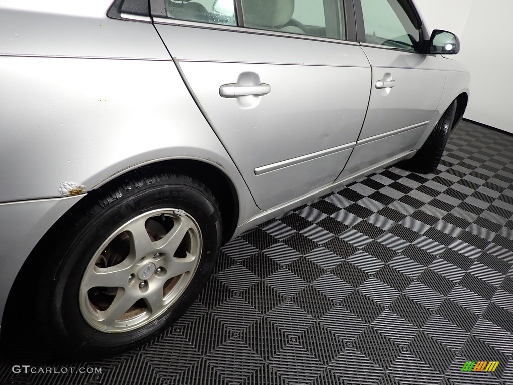 2006 Sonata LX V6 - Bright Silver / Gray photo #14