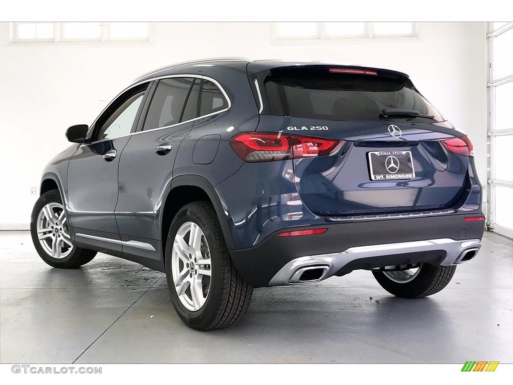 2021 GLA 250 - Denim Blue Metallic / Macchiato Beige photo #2