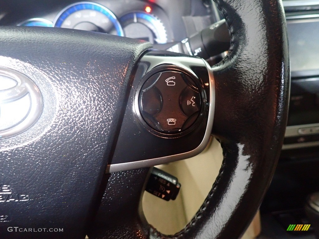 2013 Camry Hybrid XLE - Cypress Green Metallic / Ivory photo #22
