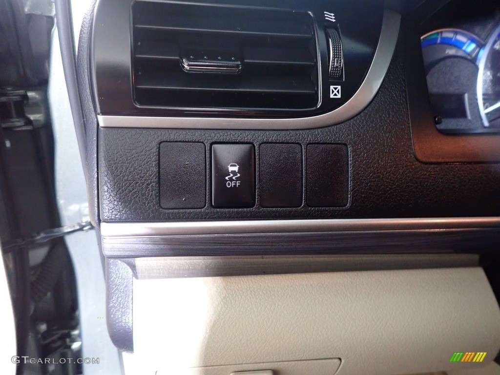 2013 Camry Hybrid XLE - Cypress Green Metallic / Ivory photo #24