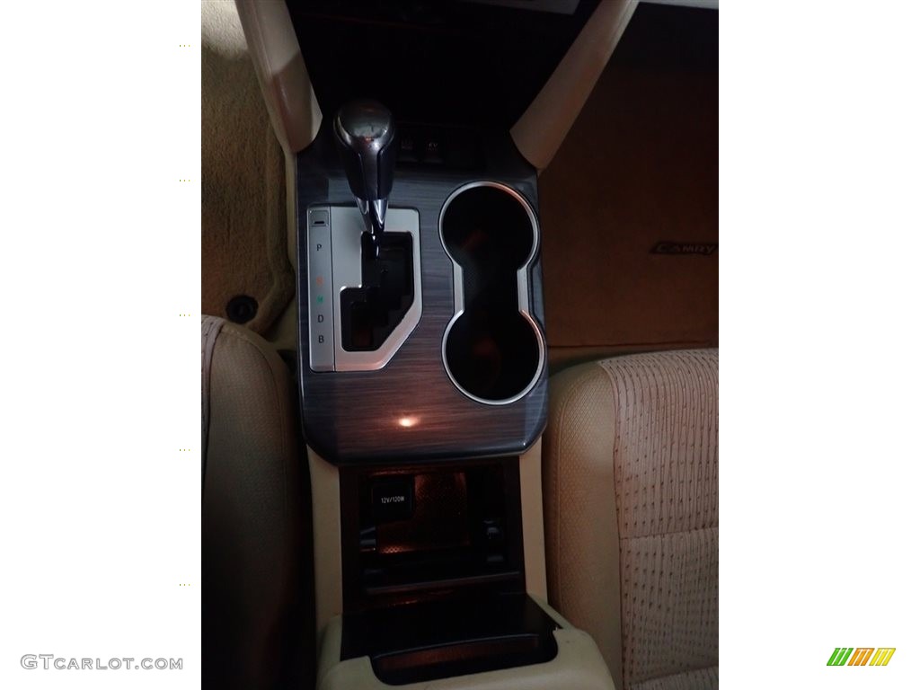 2013 Camry Hybrid XLE - Cypress Green Metallic / Ivory photo #27