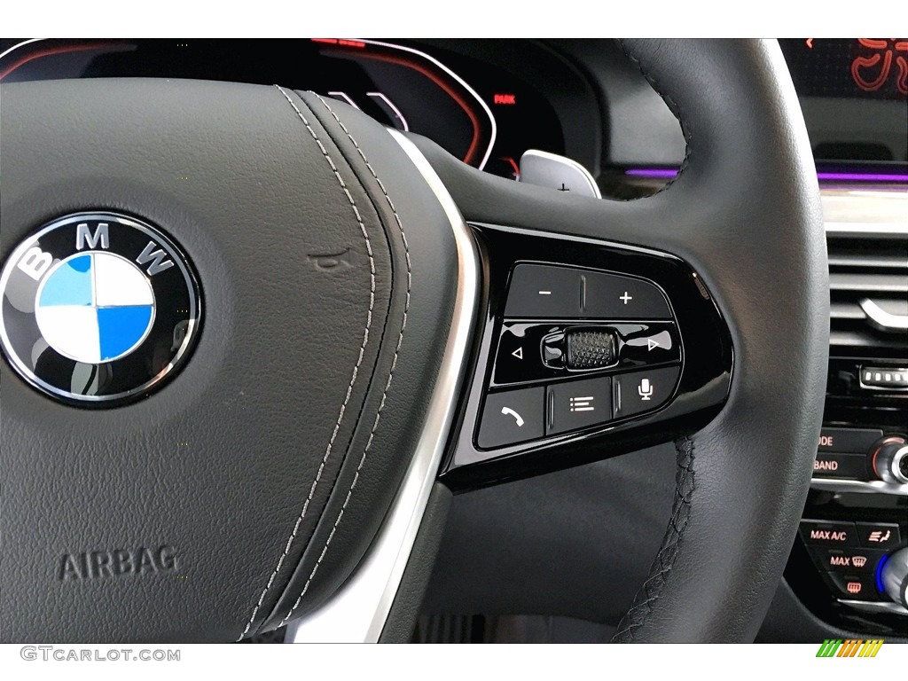 2020 5 Series 530i Sedan - Black Sapphire Metallic / Black photo #19