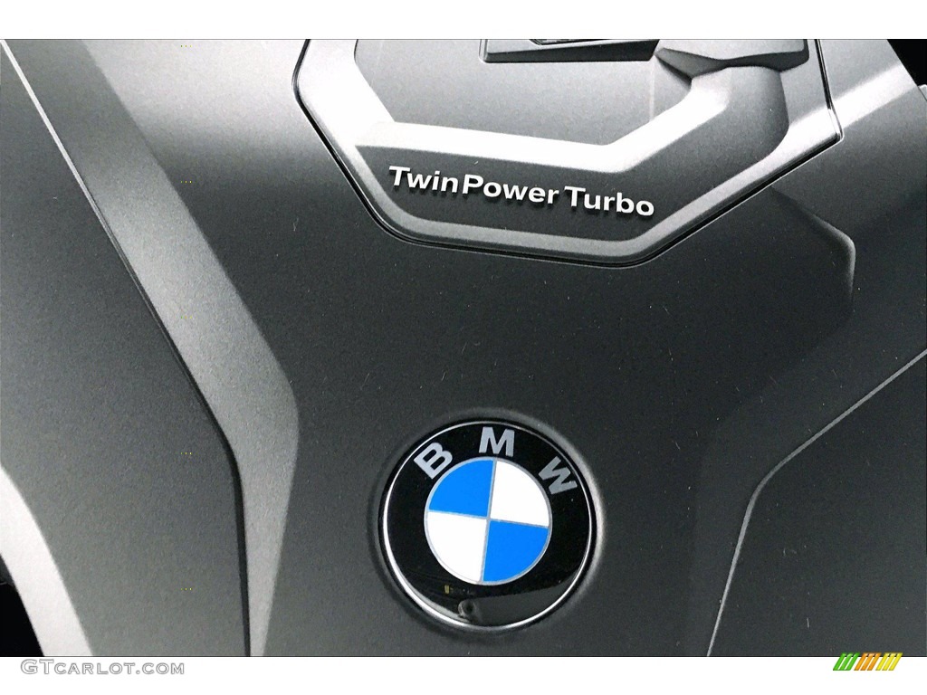 2020 5 Series 530i Sedan - Black Sapphire Metallic / Black photo #35