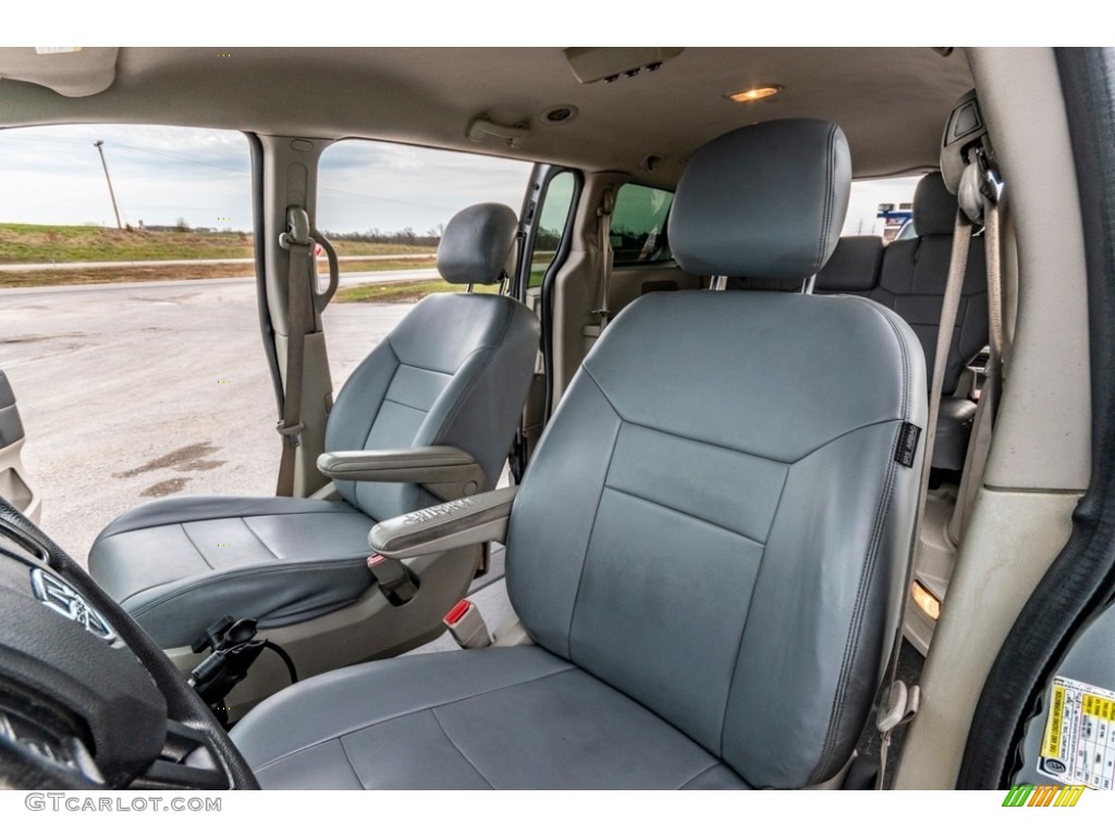 2014 Dodge Grand Caravan SE Front Seat Photo #140331465