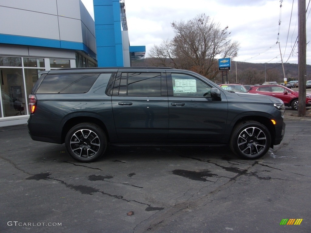 2021 Suburban RST - Shadow Gray Metallic / Jet Black/Victory Red photo #2