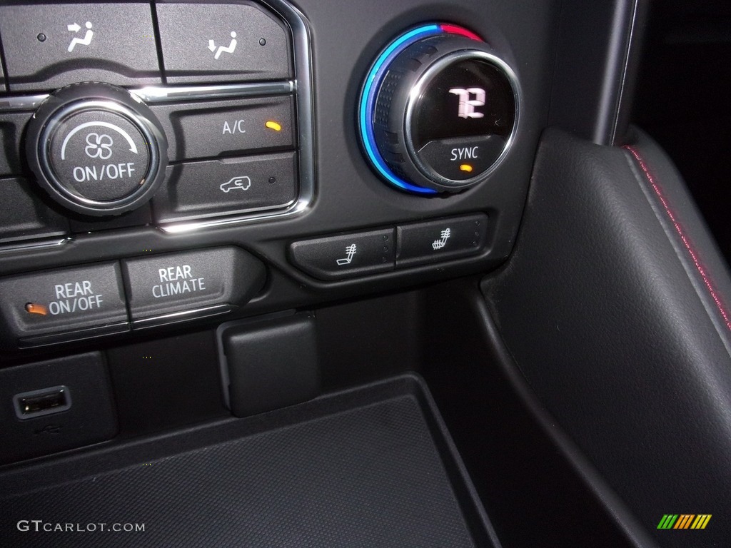 2021 Suburban RST - Shadow Gray Metallic / Jet Black/Victory Red photo #30