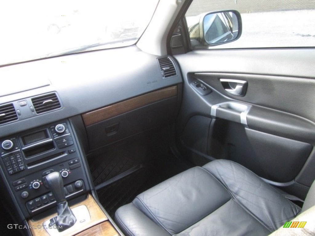 2011 XC90 3.2 - Black / Off Black photo #14