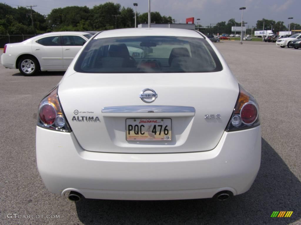 2008 Altima 2.5 S - Winter Frost Pearl / Charcoal photo #4