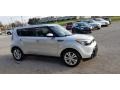 2016 Bright Silver Kia Soul +  photo #7