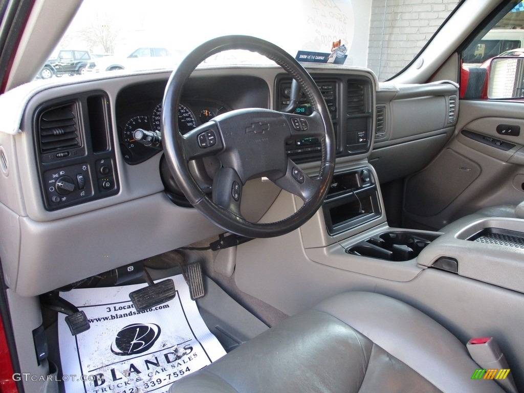 2004 Silverado 3500HD LT Extended Cab 4x4 Dually - Victory Red / Medium Gray photo #6
