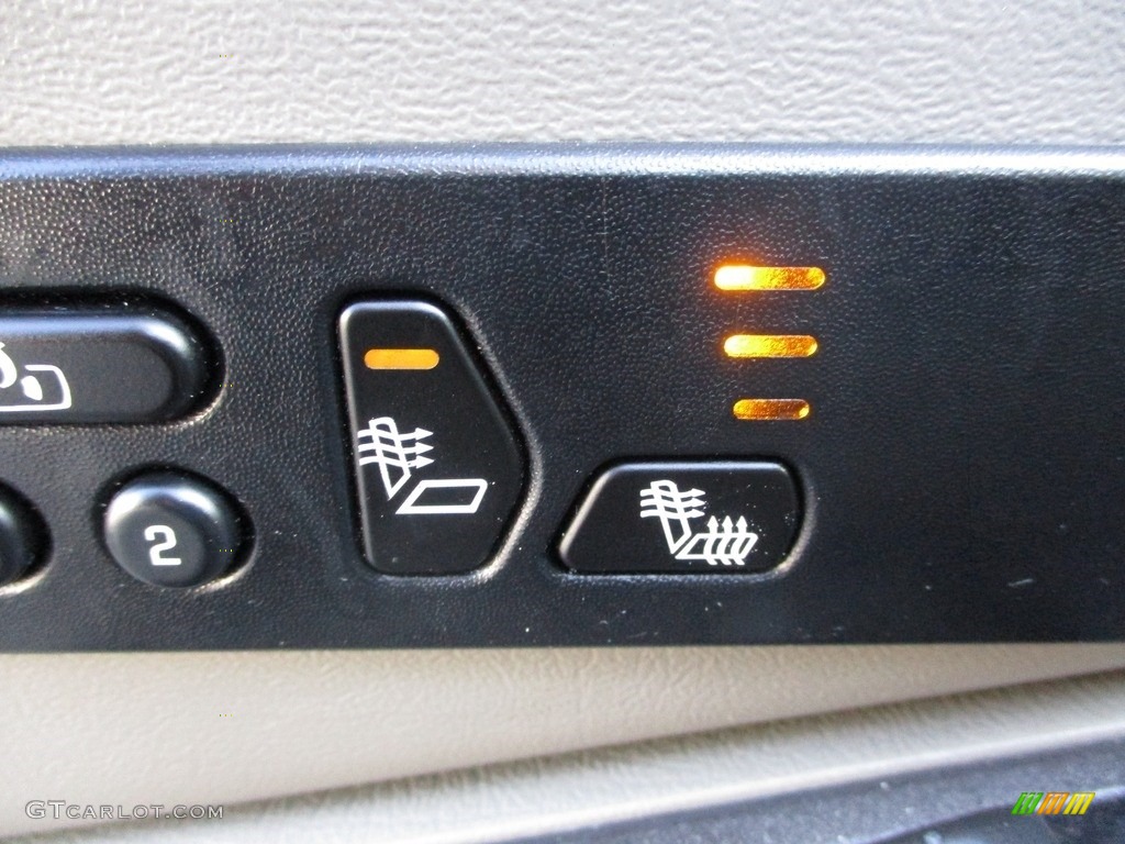 2004 Silverado 3500HD LT Extended Cab 4x4 Dually - Victory Red / Medium Gray photo #11