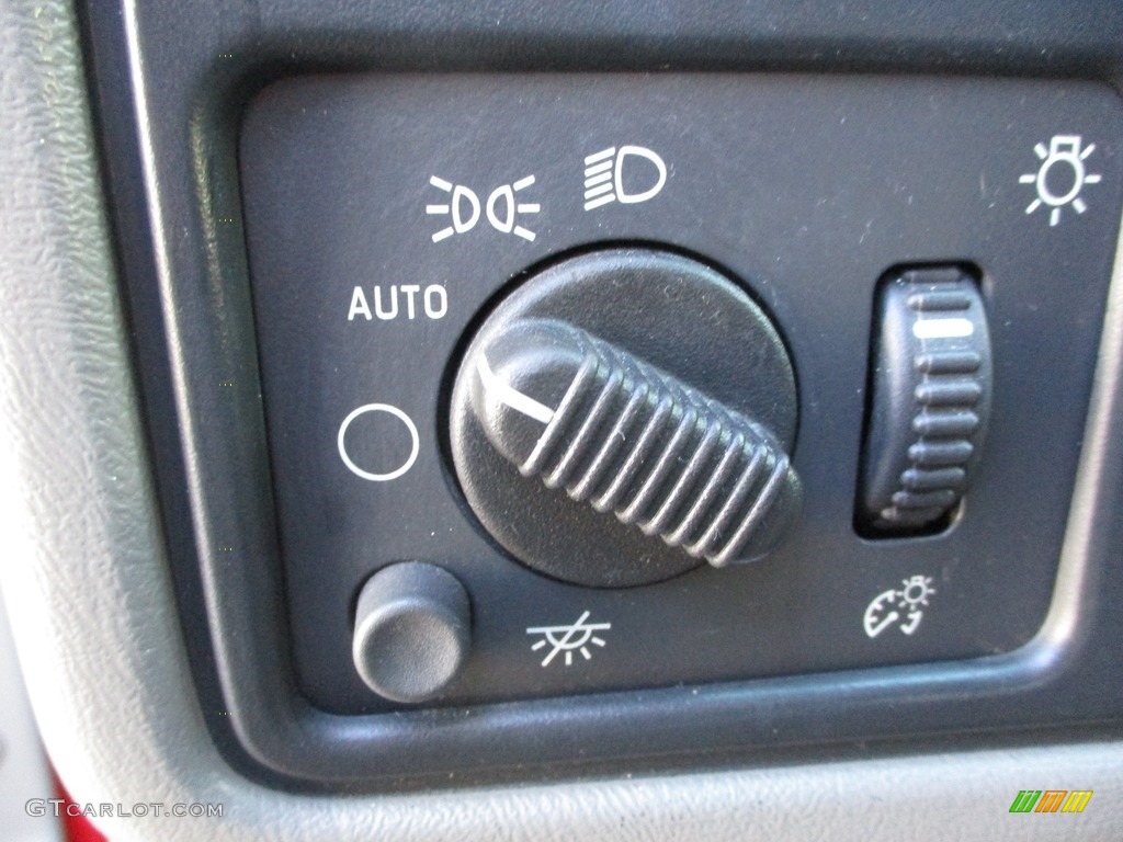 2004 Chevrolet Silverado 3500HD LT Extended Cab 4x4 Dually Controls Photo #140338014