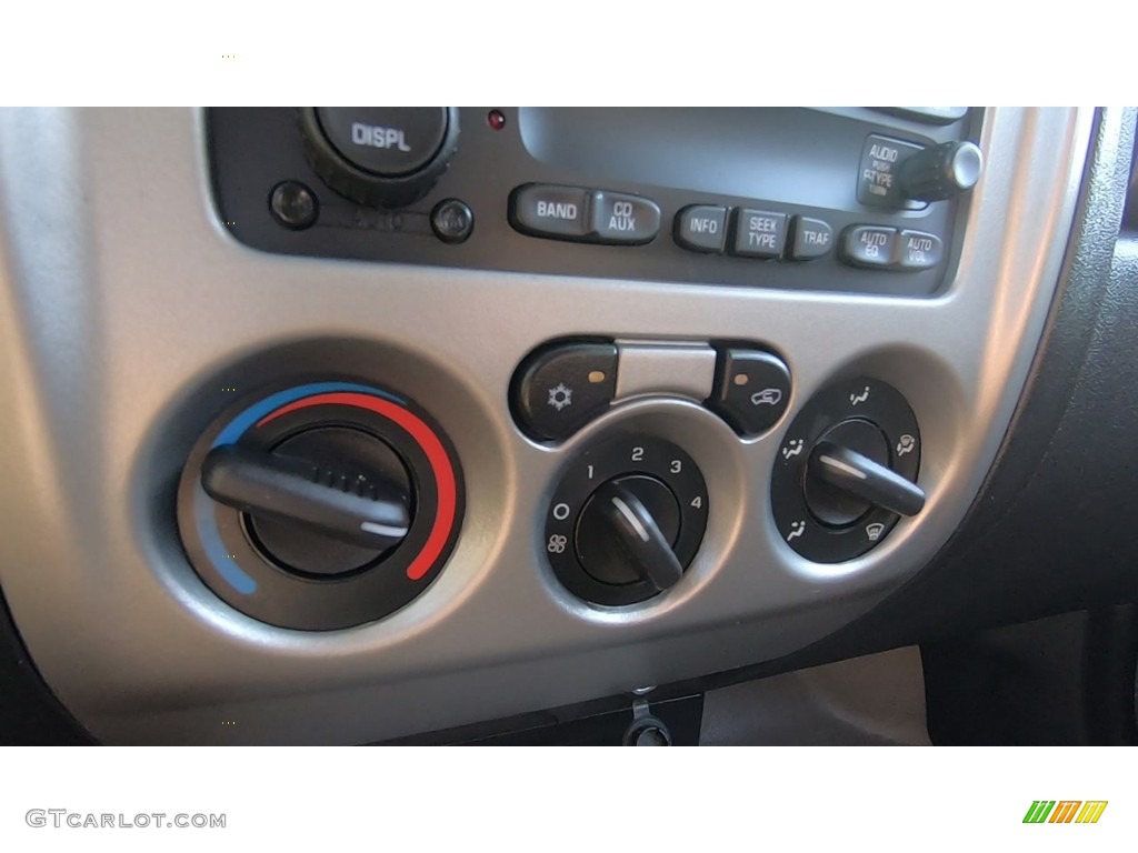 2012 Chevrolet Colorado Work Truck Extended Cab 4x4 Controls Photo #140342216