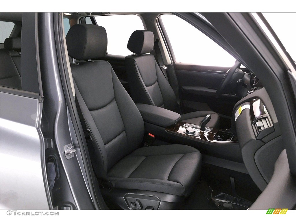 2017 X3 xDrive28i - Space Gray Metallic / Black photo #6