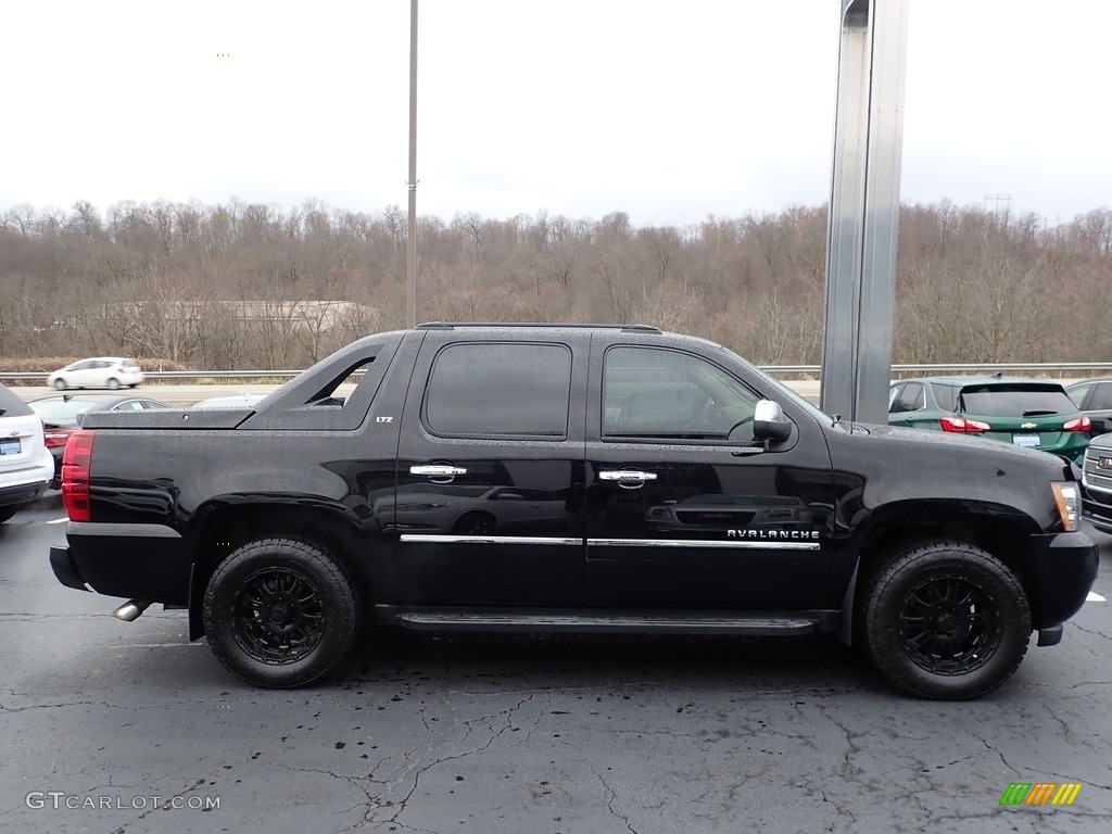 2011 Avalanche LTZ 4x4 - Black / Dark Cashmere/Light Cashmere photo #5