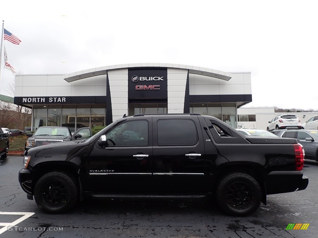 2011 Avalanche LTZ 4x4 - Black / Dark Cashmere/Light Cashmere photo #13
