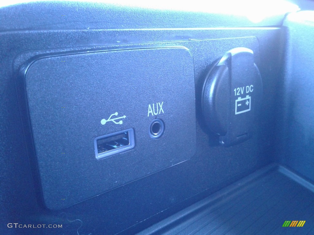 2017 1500 Express Quad Cab 4x4 - Maximum Steel Metallic / Black/Diesel Gray photo #25