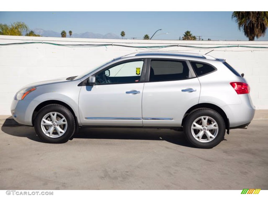 2010 Rogue SL - Silver Ice / Black photo #10
