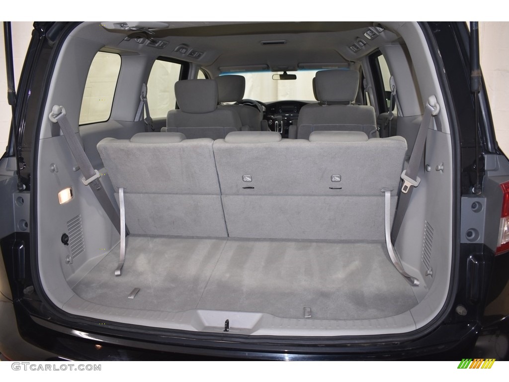 2016 Nissan Quest S Trunk Photos