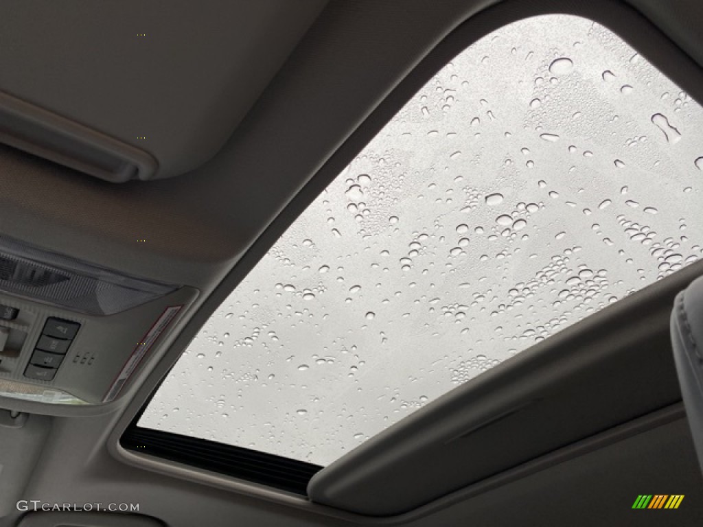 2021 RAV4 XLE Premium AWD - Silver Sky Metallic / Light Gray photo #10