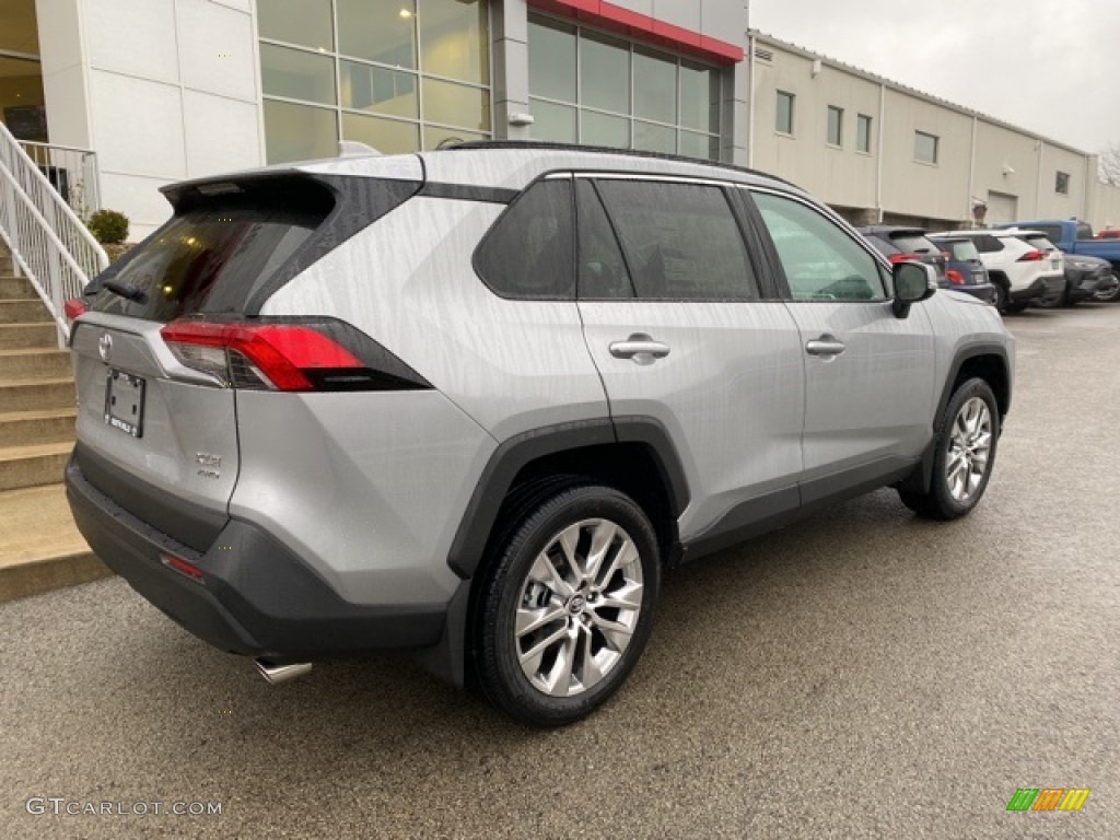 2021 RAV4 XLE Premium AWD - Silver Sky Metallic / Light Gray photo #14