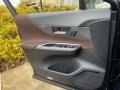 Blueprint - Venza Hybrid Limited AWD Photo No. 20