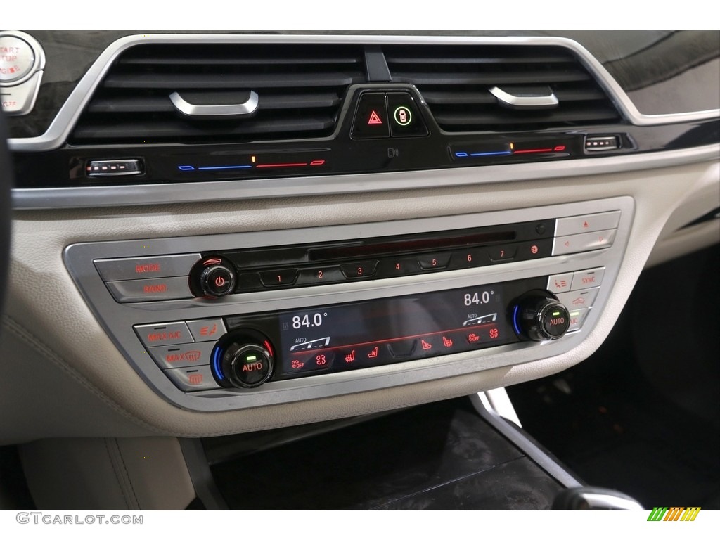 2017 7 Series 740i xDrive Sedan - Jatoba Brown Metallic / Ivory White/Black photo #24