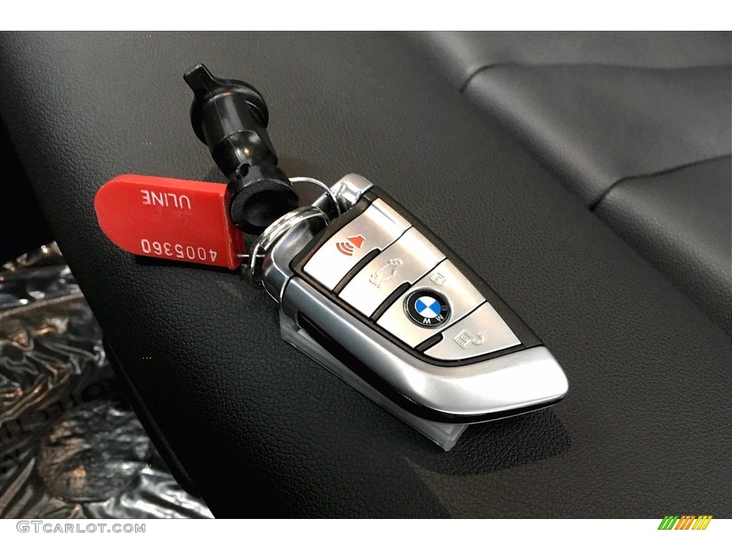 2020 5 Series 530i Sedan - Jet Black / Black photo #11