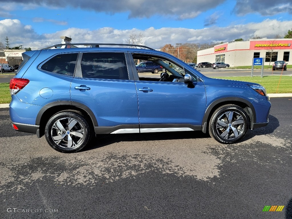 2020 Forester 2.5i Touring - Horizon Blue Pearl / Saddle Brown photo #17