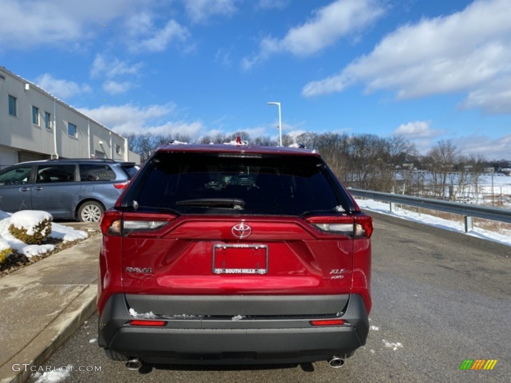 2021 RAV4 XLE AWD - Ruby Flare Pearl / Black photo #15