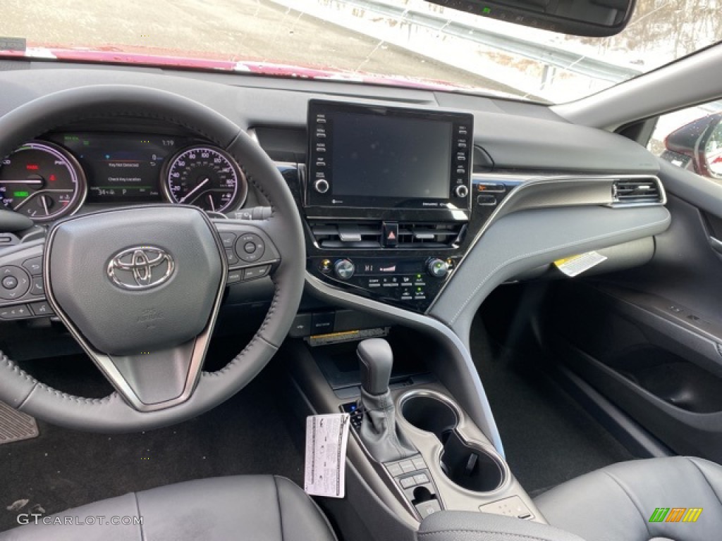 2021 Camry XSE Hybrid - Ruby Flare Pearl / Black photo #3