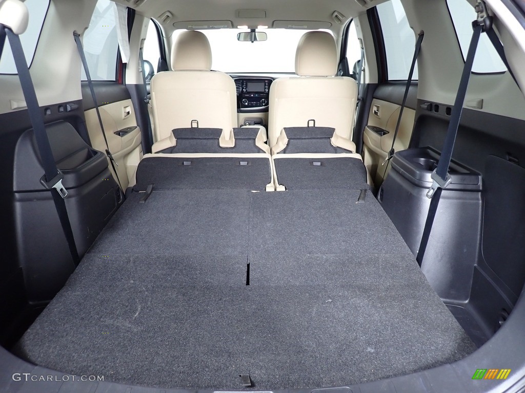 2016 Mitsubishi Outlander SE S-AWC Trunk Photo #140366886