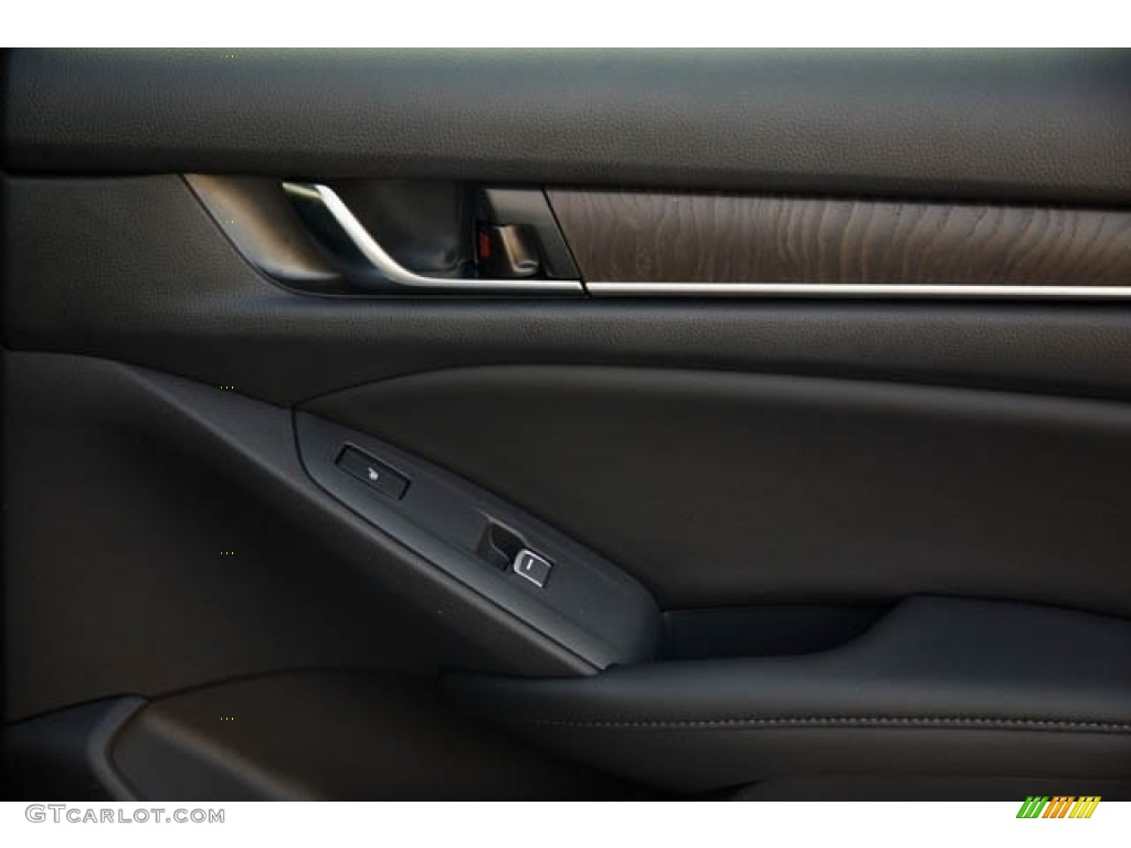 2021 Accord Touring - Lunar Silver Metallic / Black photo #38
