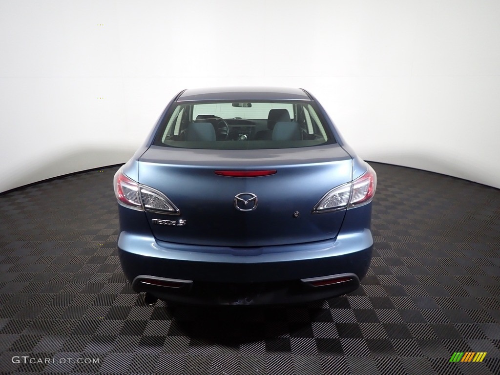 2010 MAZDA3 i Sport 4 Door - Gunmetal Blue Mica / Black photo #12