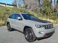 Front 3/4 View of 2021 Grand Cherokee Trailhawk 4x4