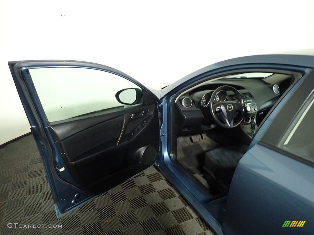 2010 MAZDA3 i Sport 4 Door - Gunmetal Blue Mica / Black photo #19