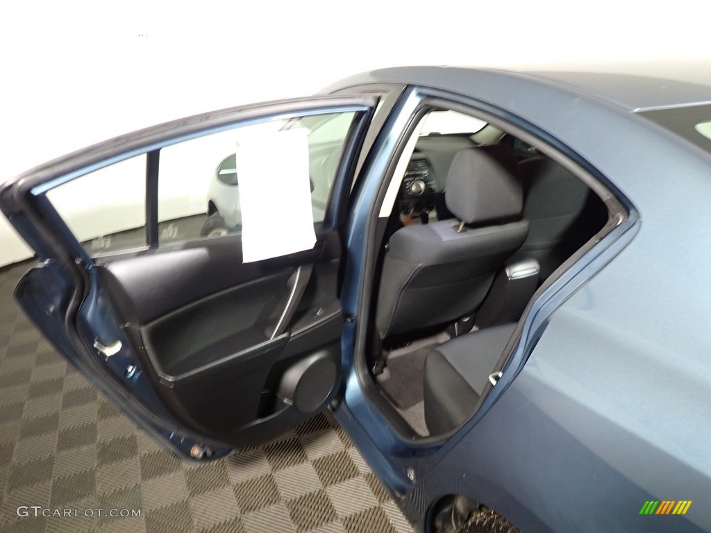 2010 MAZDA3 i Sport 4 Door - Gunmetal Blue Mica / Black photo #29